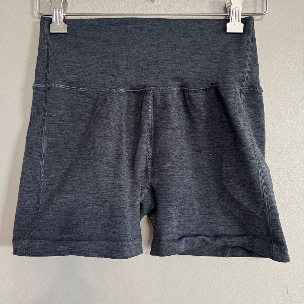 Alphalete charcoal gray women’s bike shorts size medium